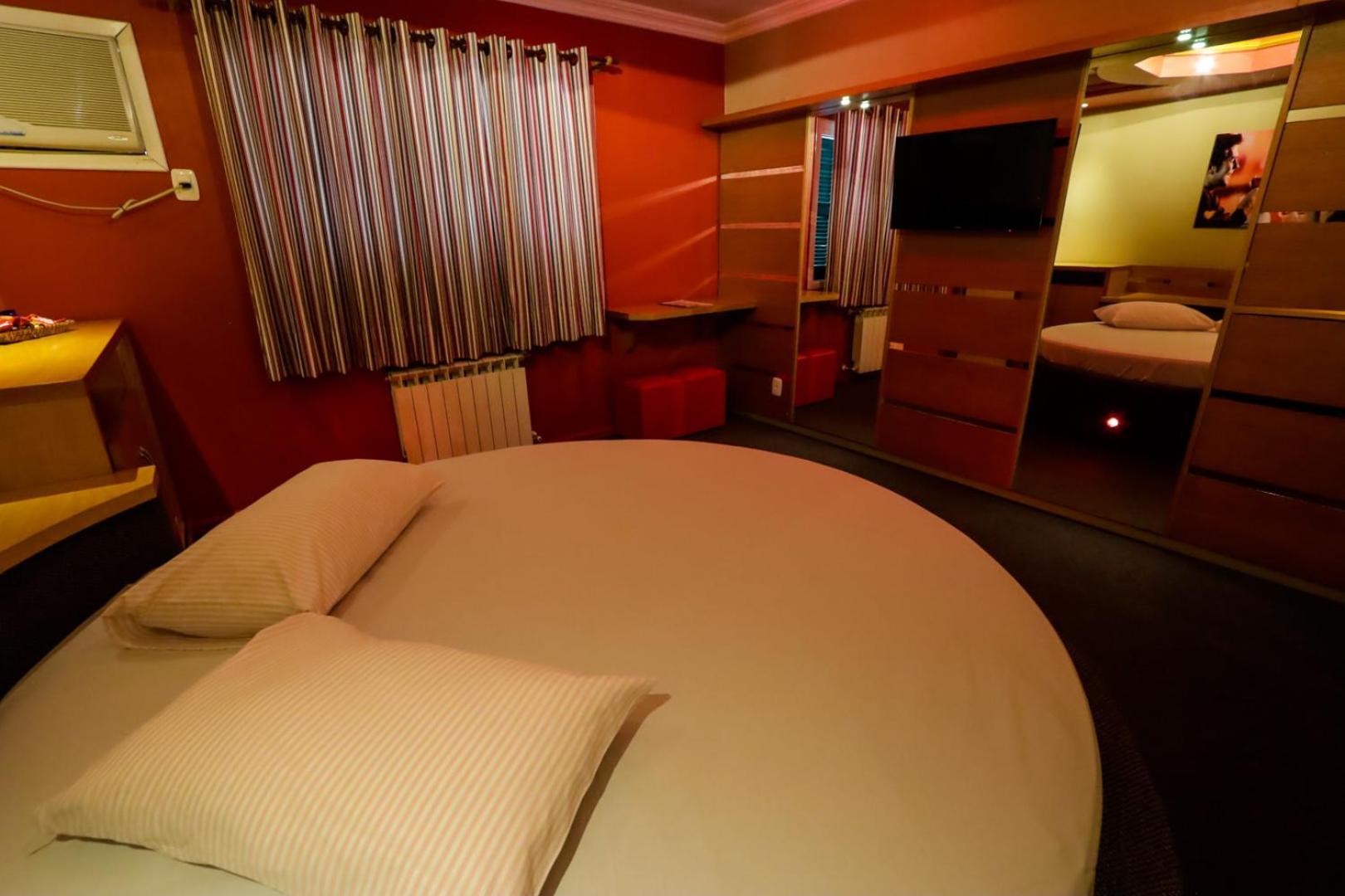 Motel Avenida (Adults Only) Gramado Eksteriør bilde